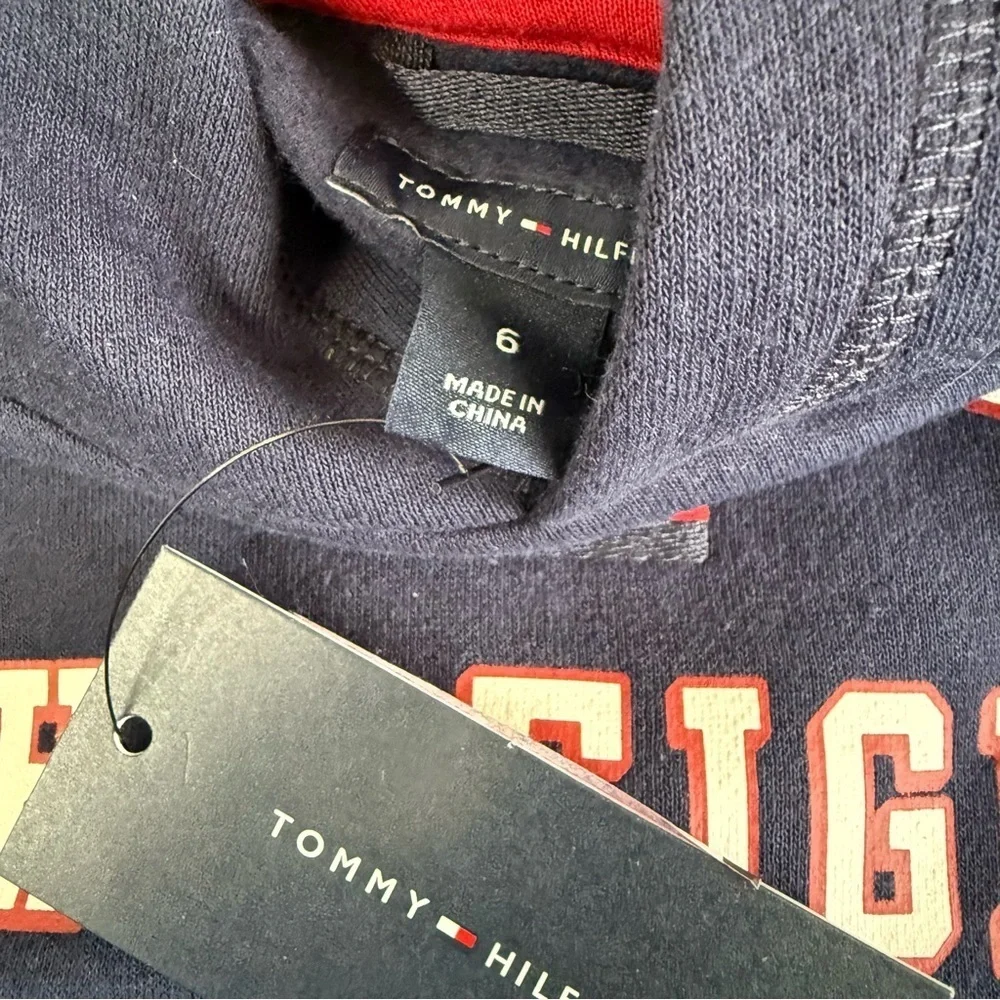 Tommy Hilfiger classic navy